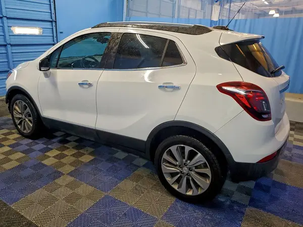 KL4CJASB8LB011880 2020 BUICK ENCORE - Image 2