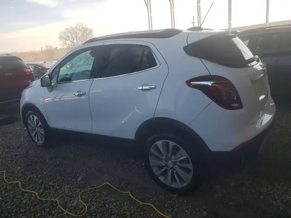 KL4CJASB8LB049898 2020 BUICK ENCORE - Image 2