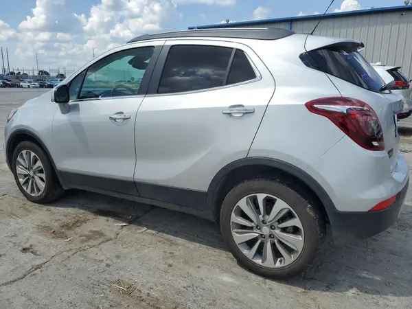 KL4CJASB8LB351739 2020 BUICK ENCORE - Image 2