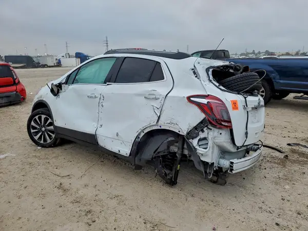 KL4CJASB8MB305264 2021 BUICK ENCORE - Image 2