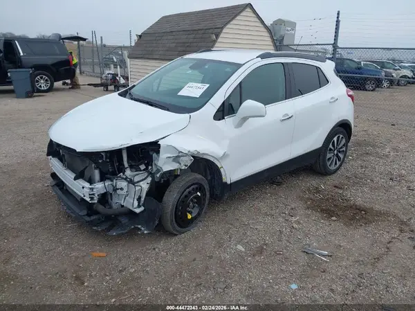 KL4CJASB8MB306544 2021 BUICK ENCORE - Image 2