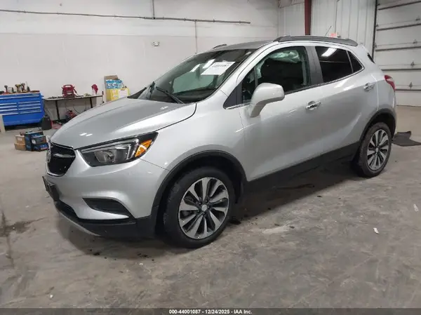 KL4CJASB8MB314742 2021 BUICK ENCORE - Image 2