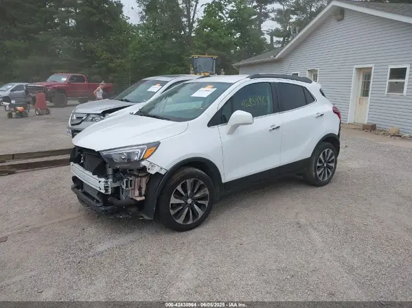 KL4CJASB8MB316751 2021 BUICK ENCORE - Image 2