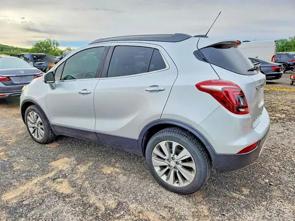 KL4CJASB9HB038321 2017 BUICK ENCORE - Image 2