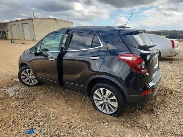 KL4CJASB9HB053952 2017 BUICK ENCORE - Image 2
