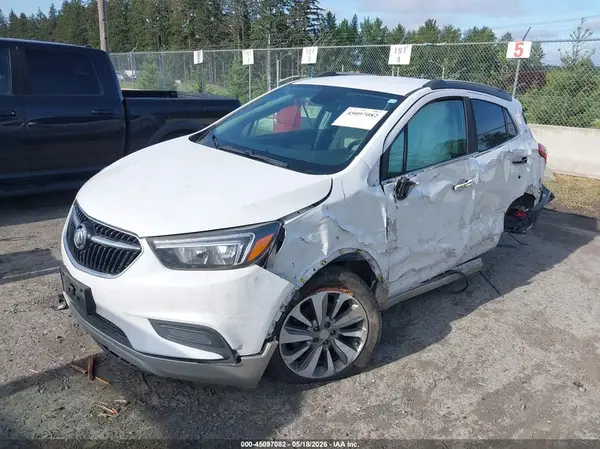 KL4CJASB9JB520566 2018 BUICK ENCORE - Image 2