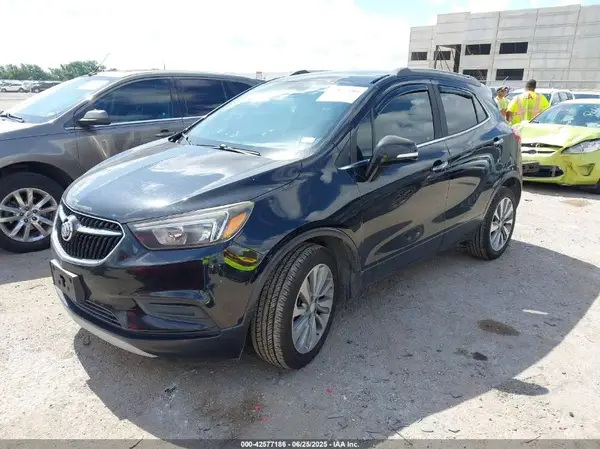 KL4CJASB9JB543944 2018 BUICK ENCORE - Image 2