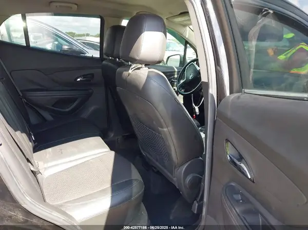 KL4CJASB9JB543944 2018 BUICK ENCORE - Image 8