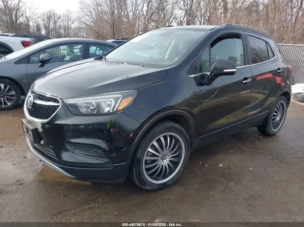 KL4CJASB9JB567340 2018 BUICK ENCORE - Image 2