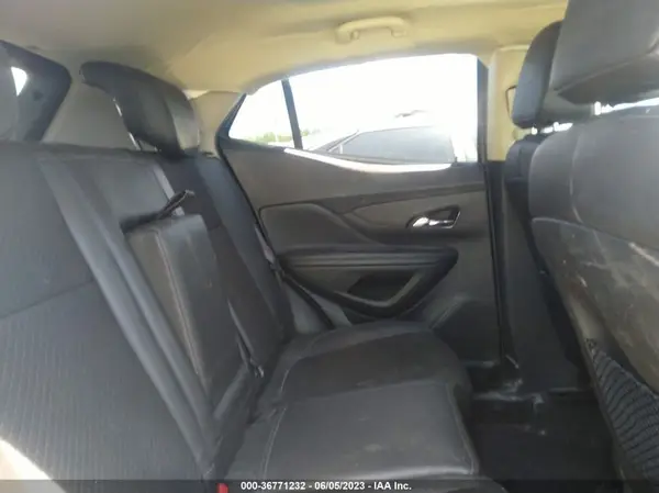 KL4CJASB9JB573736 2018 BUICK ENCORE - Image 8