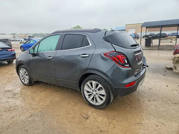 KL4CJASB9JB574465 2018 BUICK ENCORE - Image 2