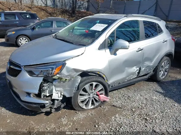 KL4CJASB9JB615533 2018 BUICK ENCORE - Image 2