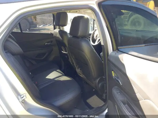 KL4CJASB9JB615533 2018 BUICK ENCORE - Image 8