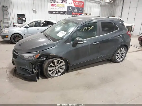 KL4CJASB9JB628153 2018 BUICK ENCORE - Image 2