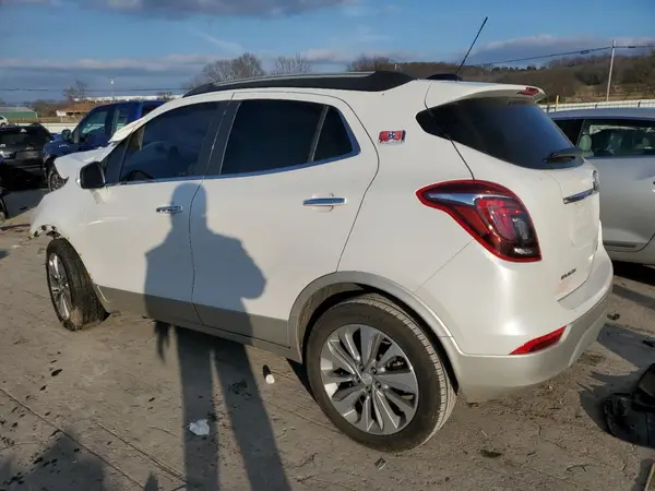 KL4CJASB9JB663078 2018 BUICK ENCORE - Image 2