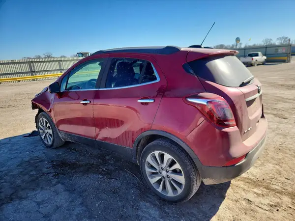 KL4CJASB9JB673576 2018 BUICK ENCORE - Image 2