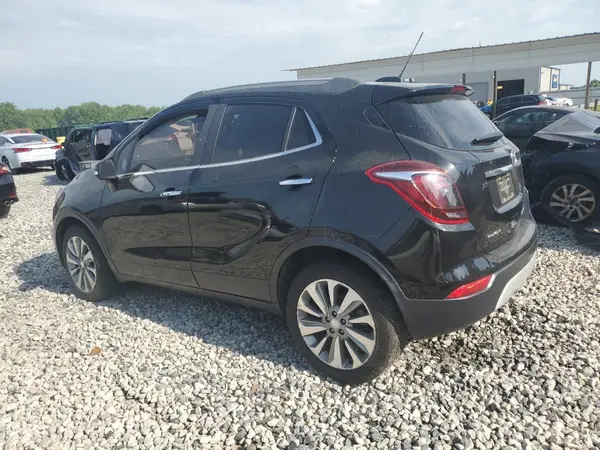 KL4CJASB9JB688210 2018 BUICK ENCORE - Image 2