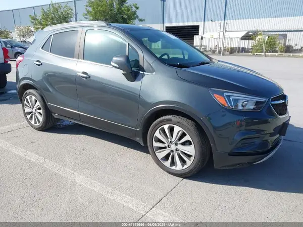 KL4CJASB9JB693097 2018 BUICK ENCORE - Image 1
