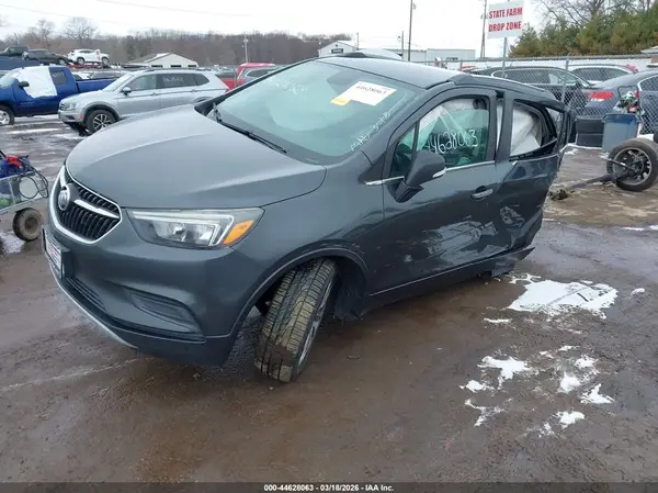 KL4CJASB9JB712442 2018 BUICK ENCORE - Image 2