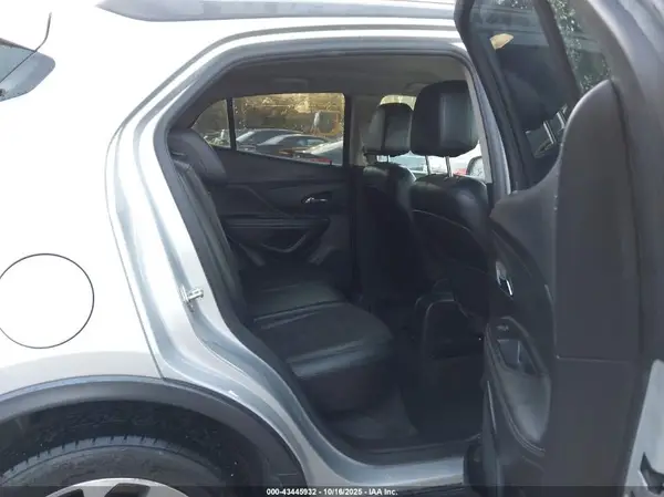 KL4CJASB9KB704262 2019 BUICK ENCORE - Image 8