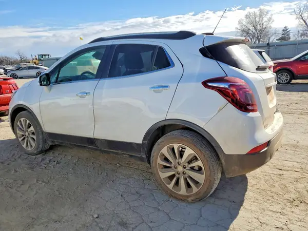 KL4CJASB9KB785764 2019 BUICK ENCORE - Image 2