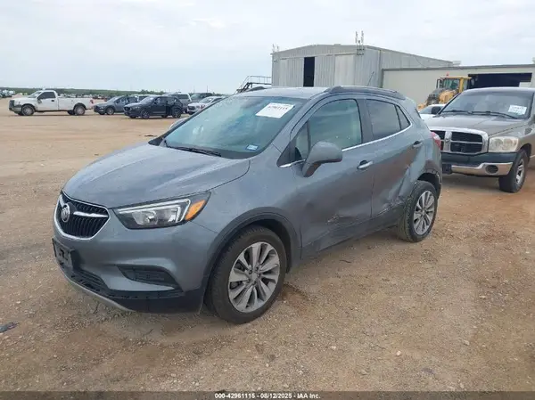 KL4CJASB9LB009586 2020 BUICK ENCORE - Image 2