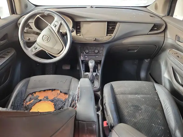 KL4CJASBXHB075670 2017 BUICK ENCORE - Image 8