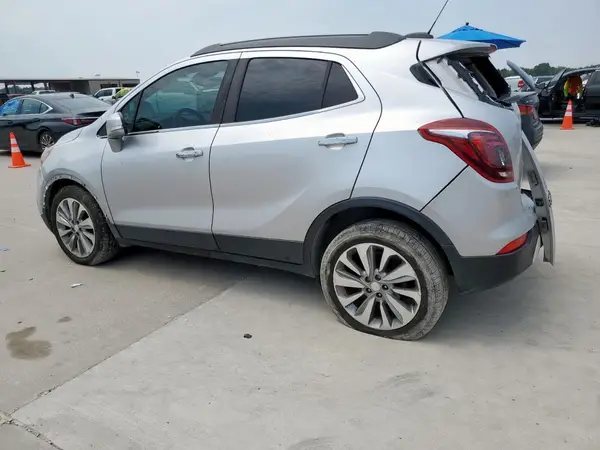 KL4CJASBXHB099743 2017 BUICK ENCORE - Image 2