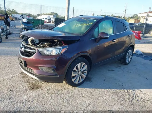 KL4CJASBXHB167393 2017 BUICK ENCORE - Image 2