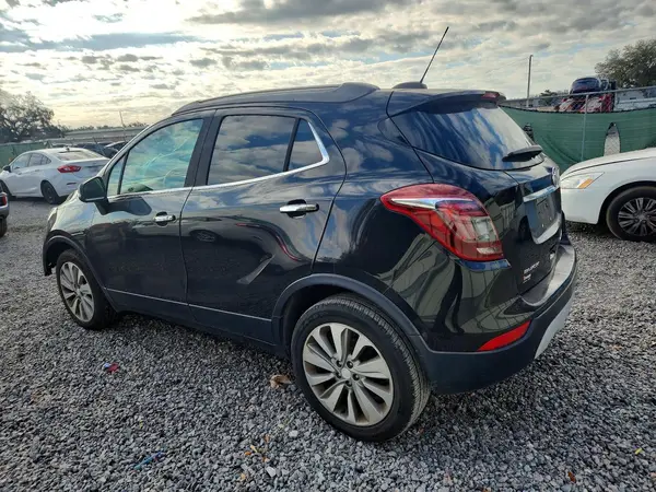KL4CJASBXHB198241 2017 BUICK ENCORE - Image 2