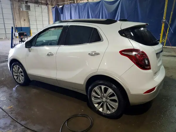 KL4CJASBXHB230556 2017 BUICK ENCORE - Image 2