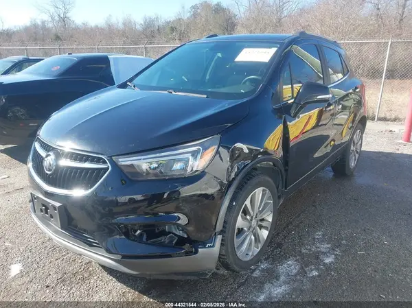 KL4CJASBXJB514968 2018 BUICK ENCORE - Image 2