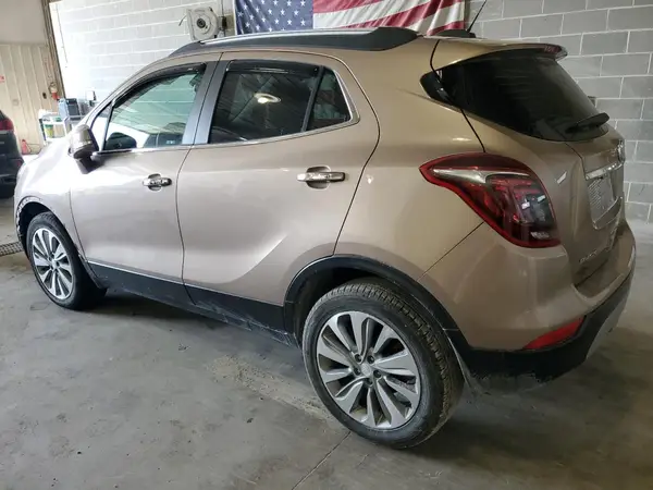 KL4CJASBXJB516476 2018 BUICK ENCORE - Image 2