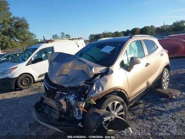 KL4CJASBXJB517238 2018 BUICK ENCORE - Image 2