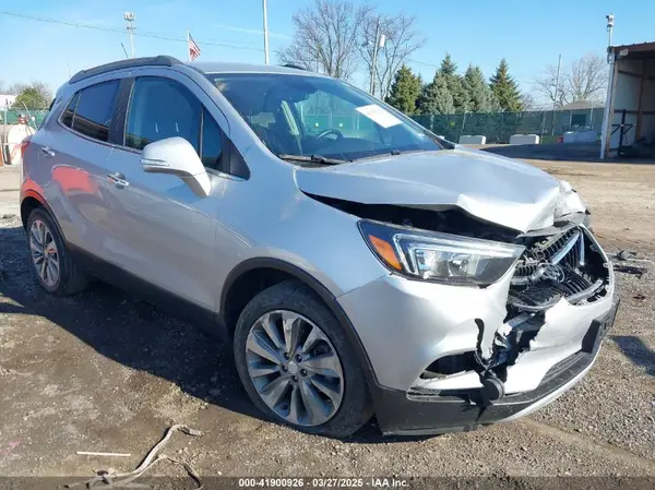 KL4CJASBXJB520494 2018 BUICK ENCORE - Image 1