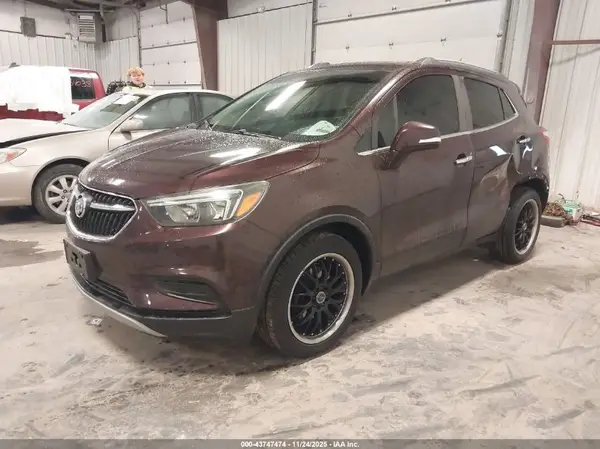 KL4CJASBXJB524755 2018 BUICK ENCORE - Image 2