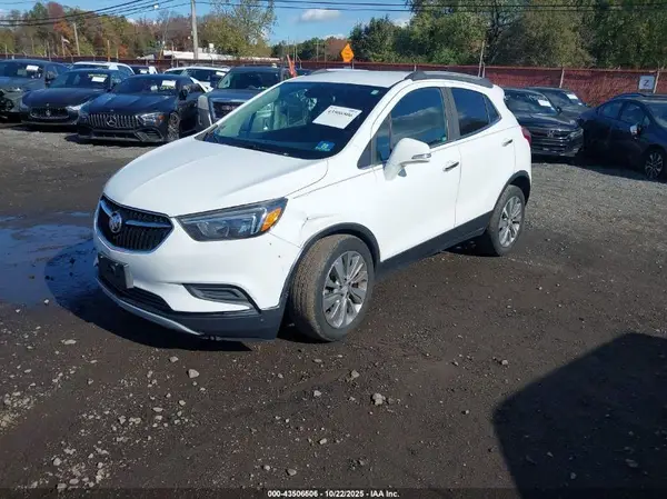 KL4CJASBXJB528921 2018 BUICK ENCORE - Image 2