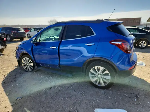 KL4CJASBXJB540583 2018 BUICK ENCORE - Image 2