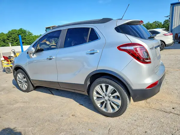 KL4CJASBXJB556914 2018 BUICK ENCORE - Image 2