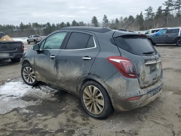KL4CJASBXJB572126 2018 BUICK ENCORE - Image 2