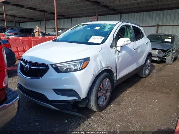 KL4CJASBXJB576239 2018 BUICK ENCORE - Image 2