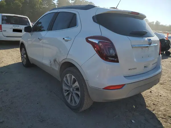 KL4CJASBXJB589279 2018 BUICK ENCORE - Image 2