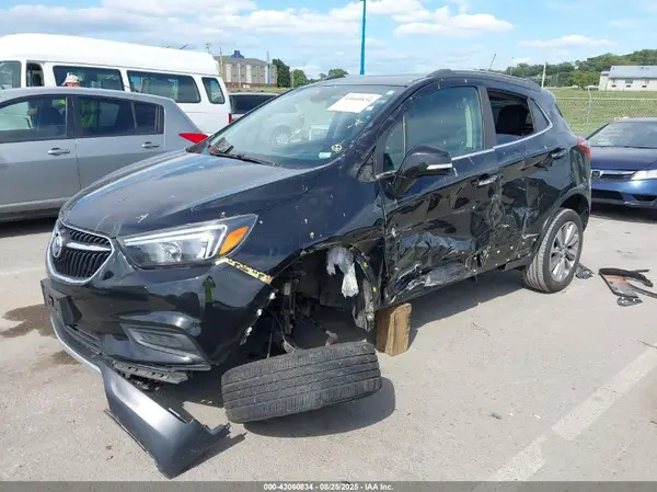KL4CJASBXJB615198 2018 BUICK ENCORE - Image 2