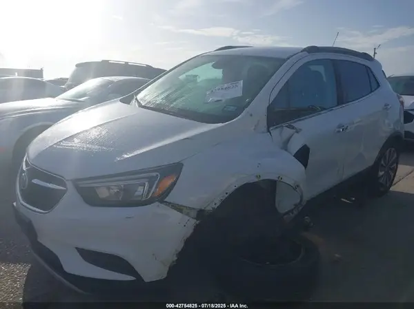 KL4CJASBXJB624709 2018 BUICK ENCORE - Image 2