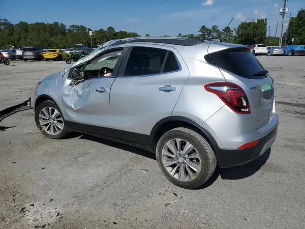KL4CJASBXJB625486 2018 BUICK ENCORE - Image 2
