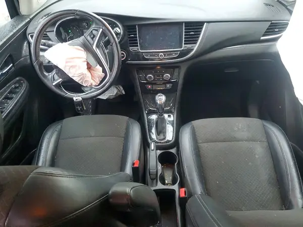 KL4CJASBXJB631871 2018 BUICK ENCORE - Image 8