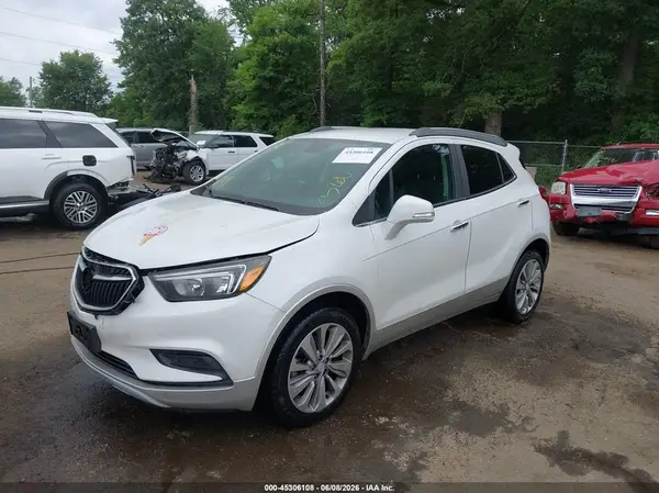 KL4CJASBXJB651246 2018 BUICK ENCORE - Image 2
