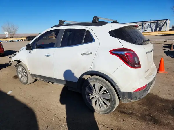 KL4CJASBXJB659332 2018 BUICK ENCORE - Image 2