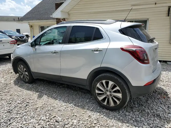 KL4CJASBXJB670167 2018 BUICK ENCORE - Image 2