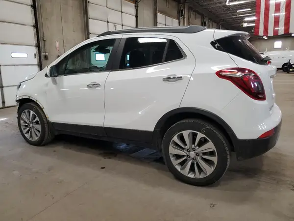 KL4CJASBXJB686465 2018 BUICK ENCORE - Image 2